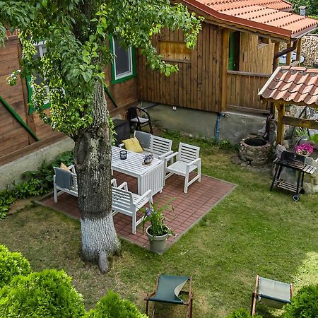 Dom W Krutyni Villa Exterior foto